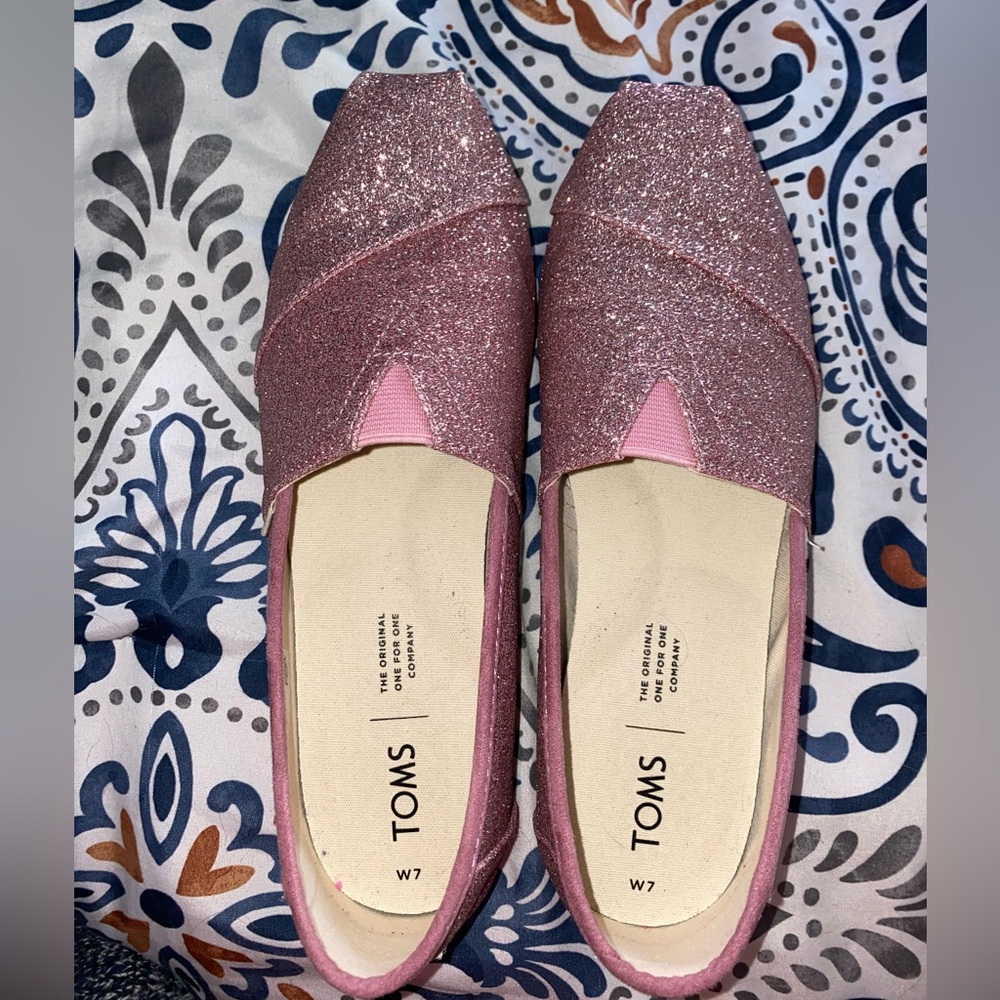 Toms pink glitter shoes!